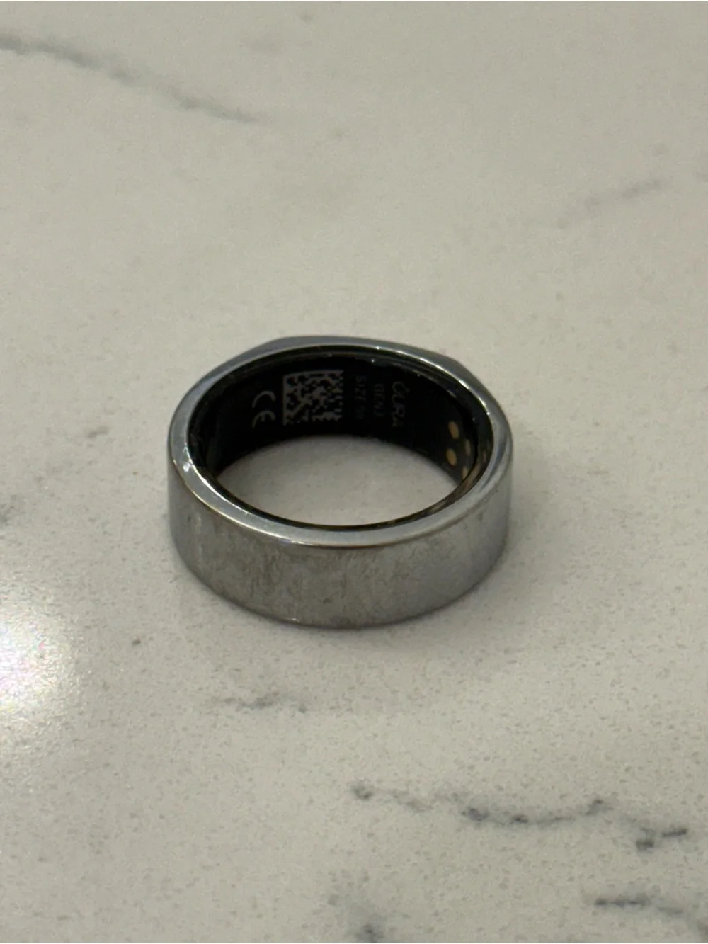 Oura Ring in polished silver-tone